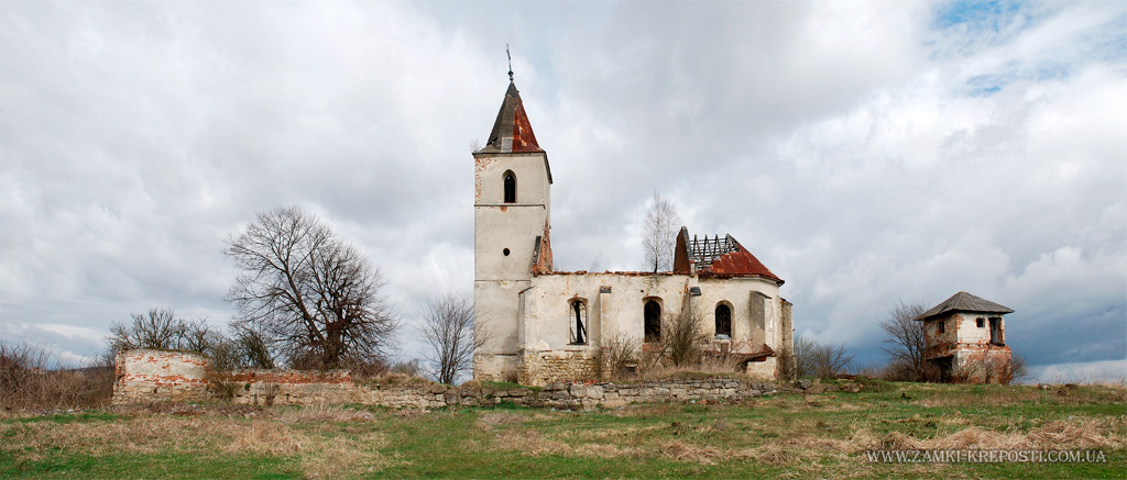Костел в Соколовке - общий вид с юга