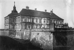 Подгорецкий замок: вид с юго-запада, фото 1929 года