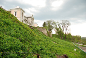 Вишневецкий замок: южная линия укреплений и южный фасад дворца