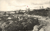 Каменец-Подольский: вид на западную границу Старого города и Петропавловский собор