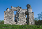 Южная стена донжона Середнянского замка