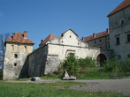 Свиржский замок - общий вид на западный двор